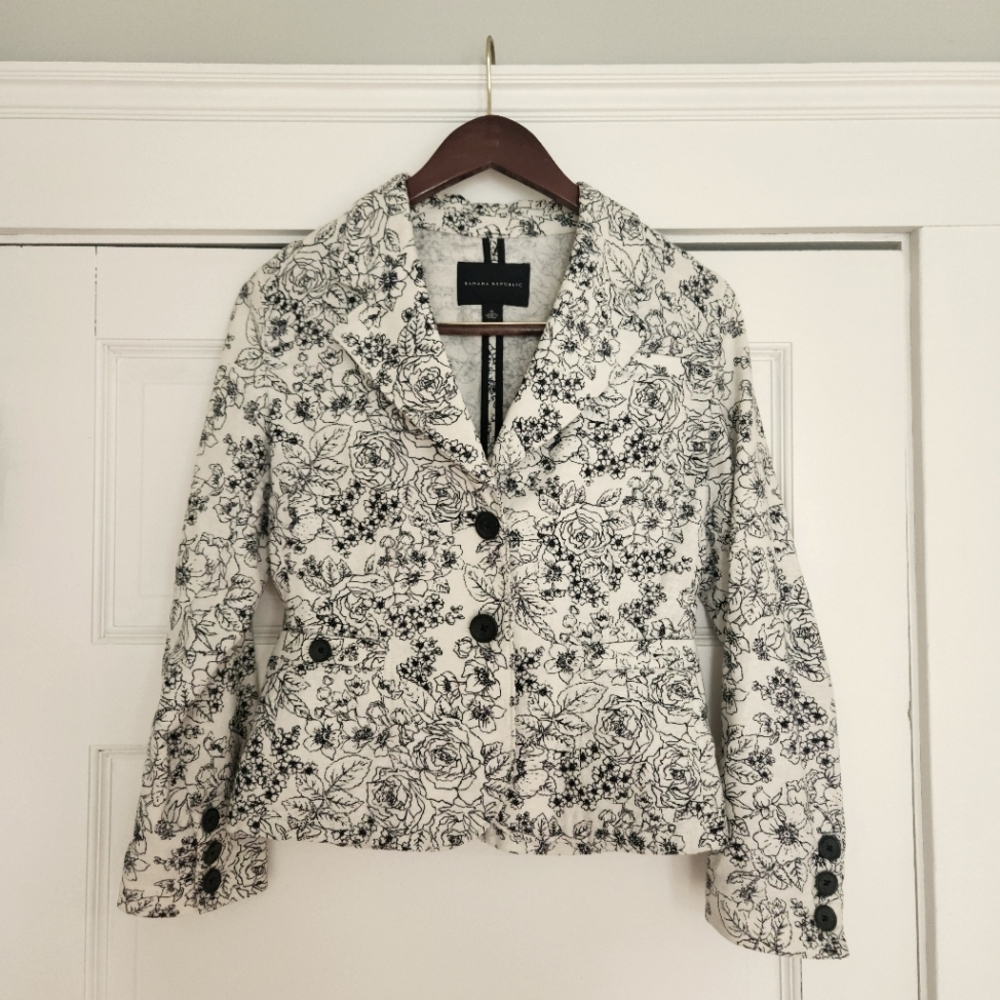Banana Republic linen blazer white navy floral rose pattern size medium spring